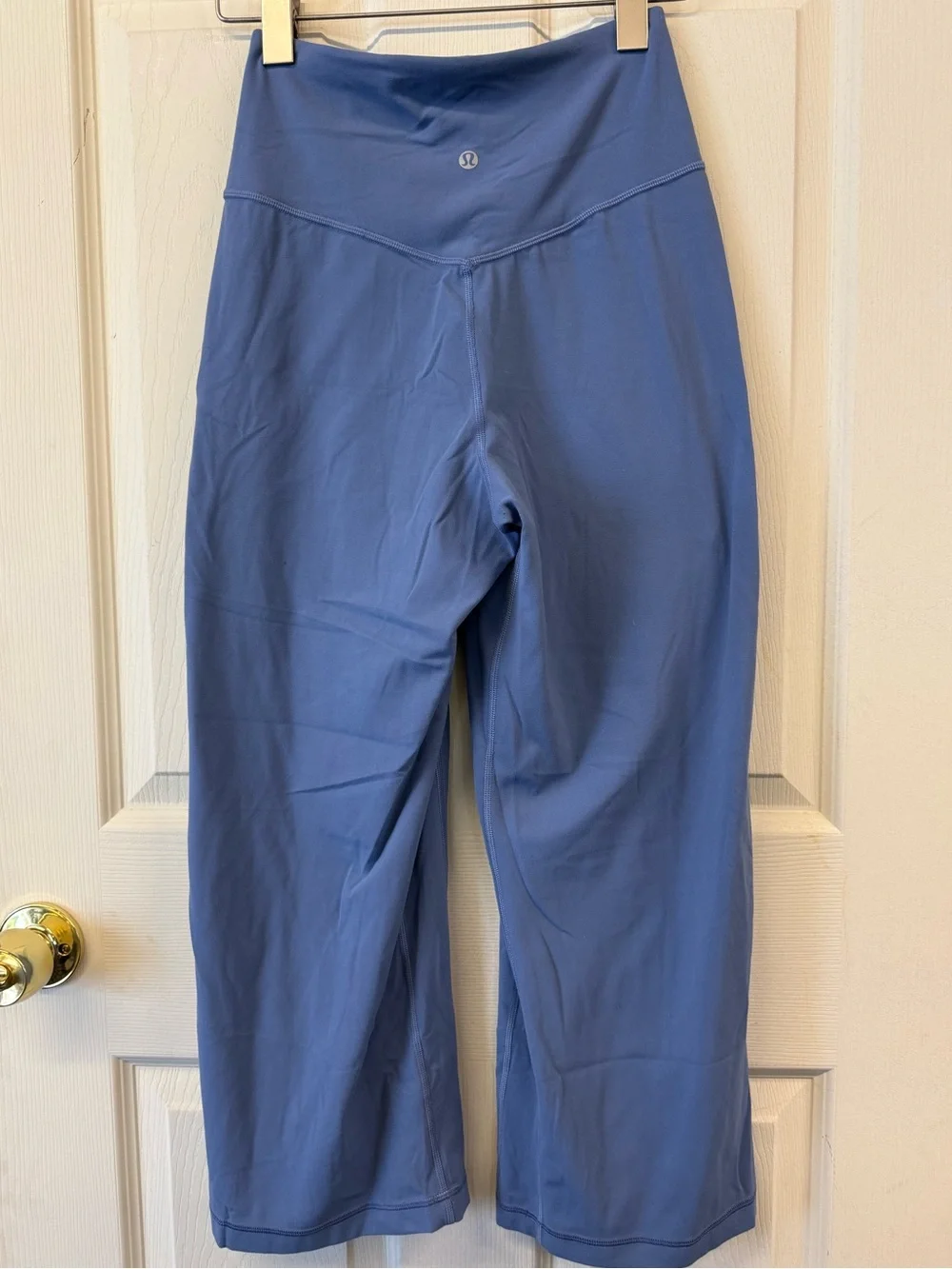 Lululemon cropped flare